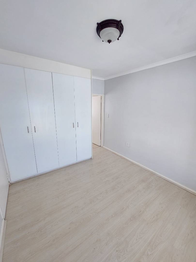 To Let 1 Bedroom Property for Rent in Big Bay Western Cape